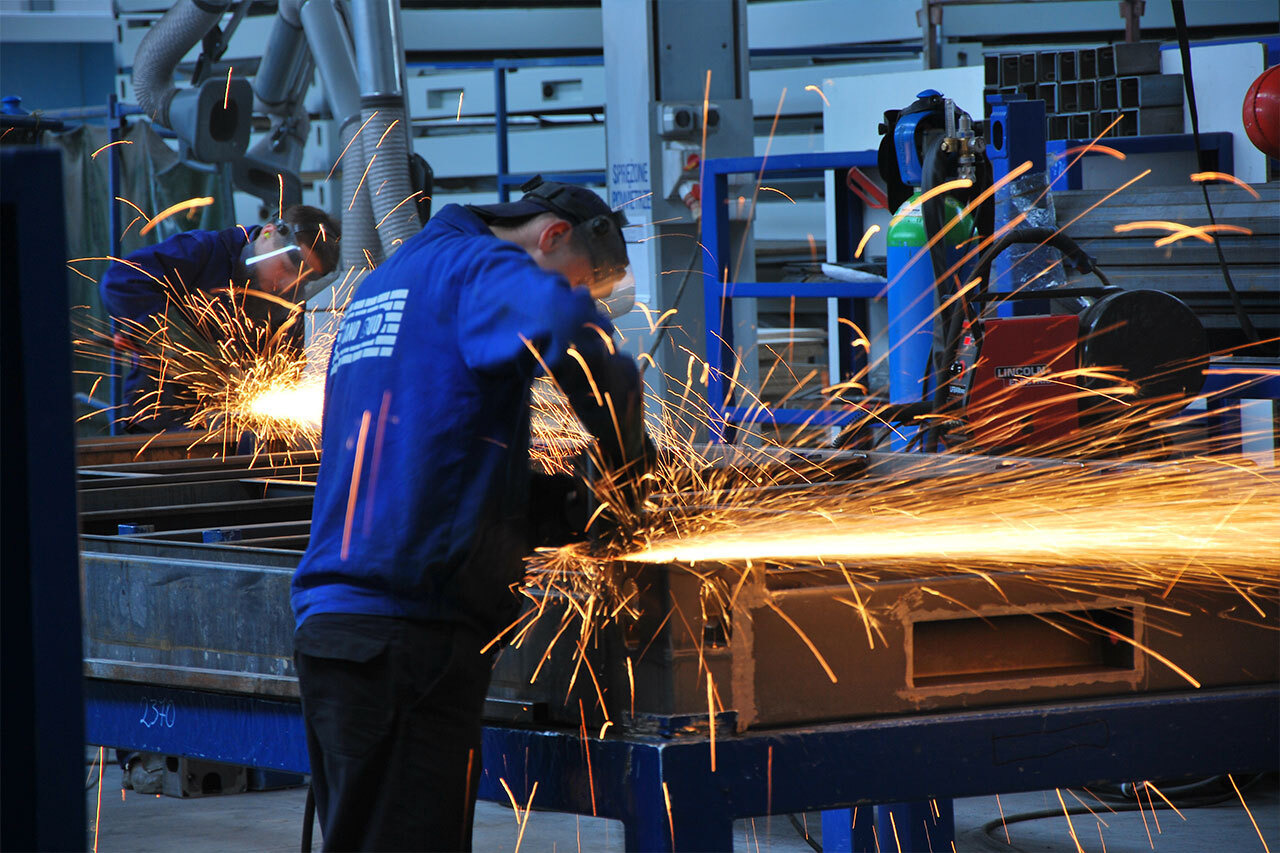 Требуется Газоплазморезчик на крупное предприятие