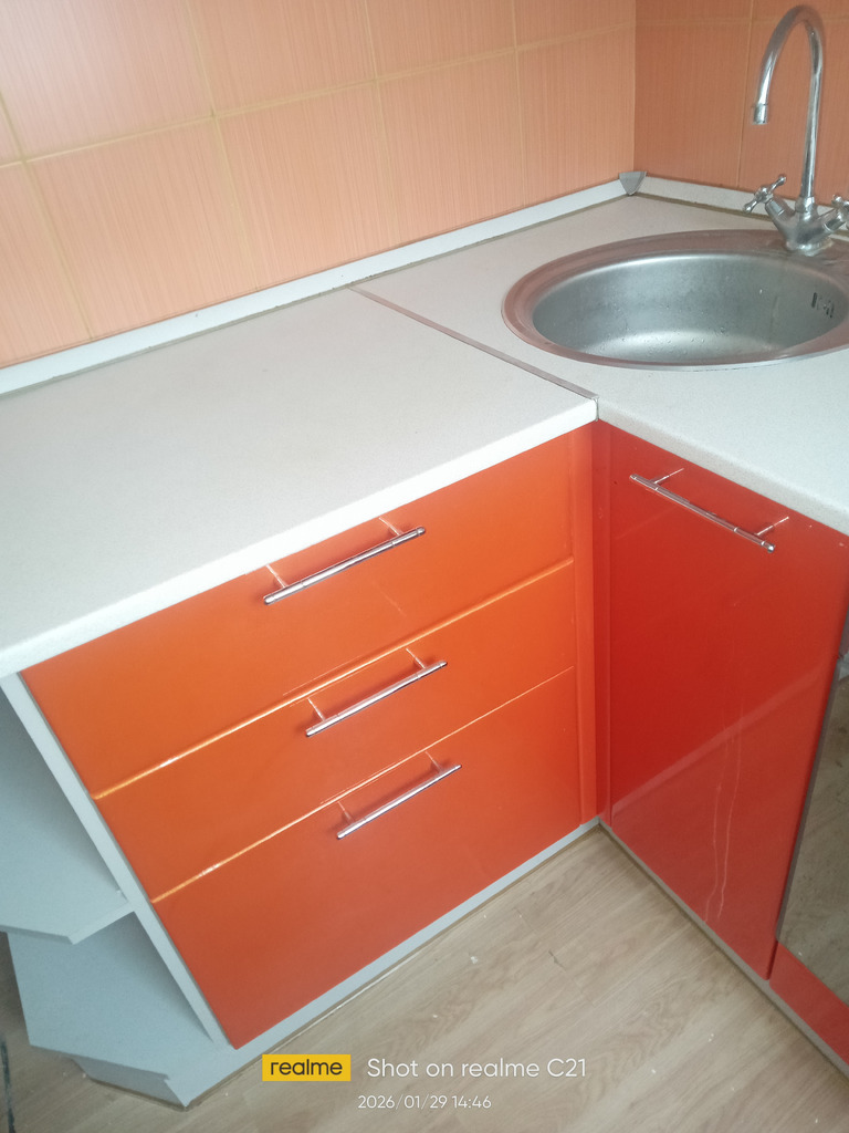 Кухонный гарнитур цветной - Фото 2