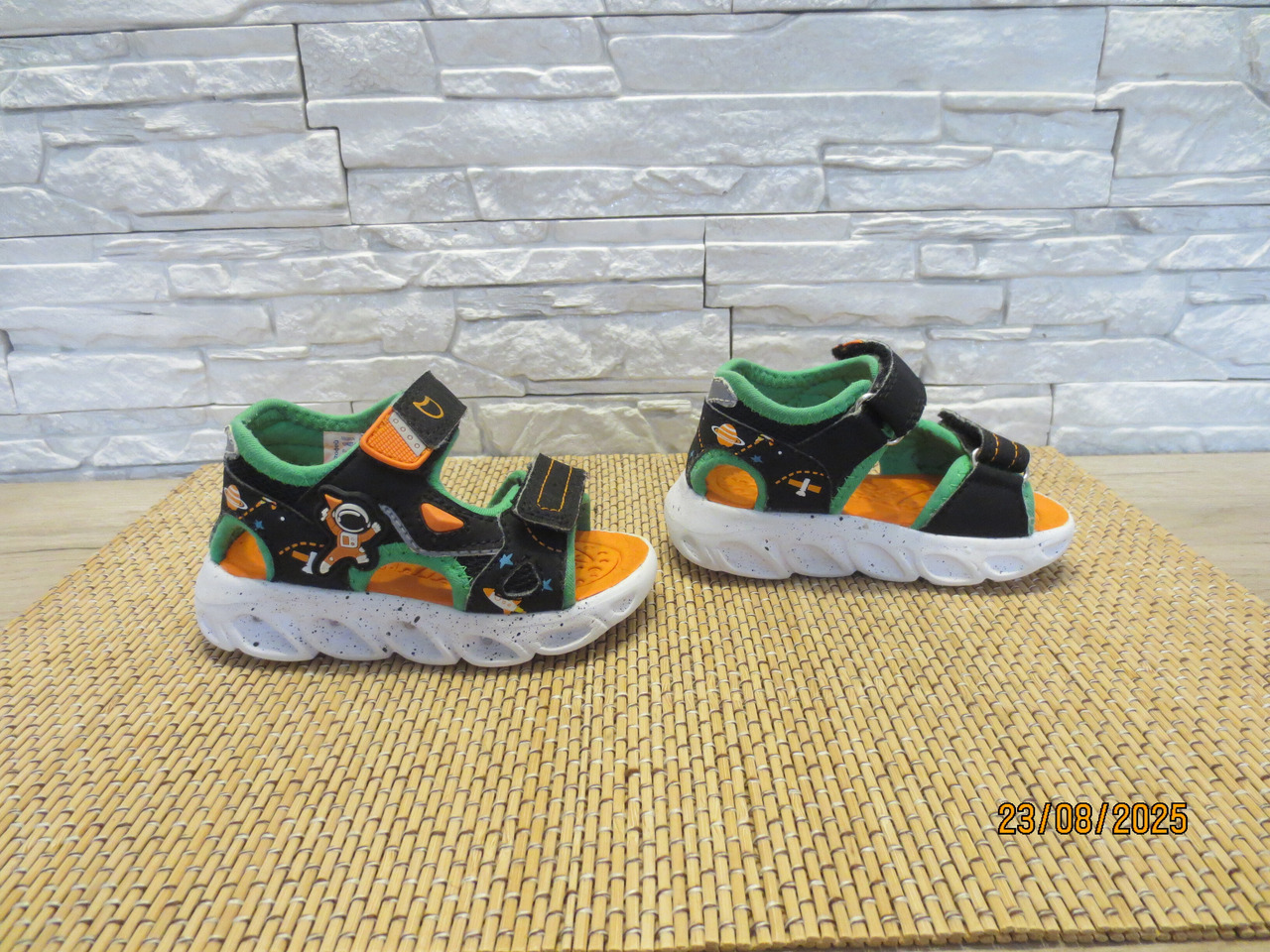 сандали детские