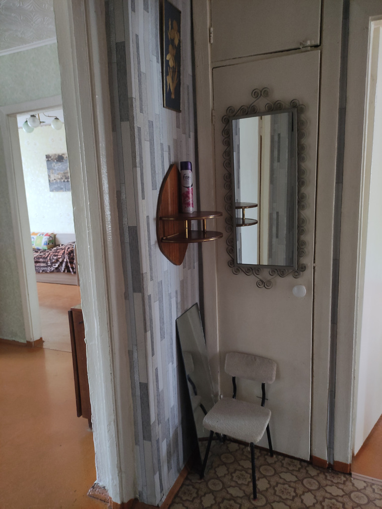 Продам 3-х комнатную квартиру на Стройгородке.