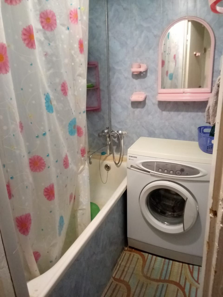 Сдам 2-комнатную в городе