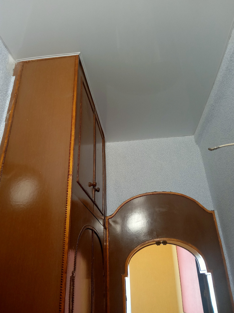 Продам Однокомнатную квартиру в центре города кушва.3этаж.теплая.пластиковые рамы.потолки натяжные.