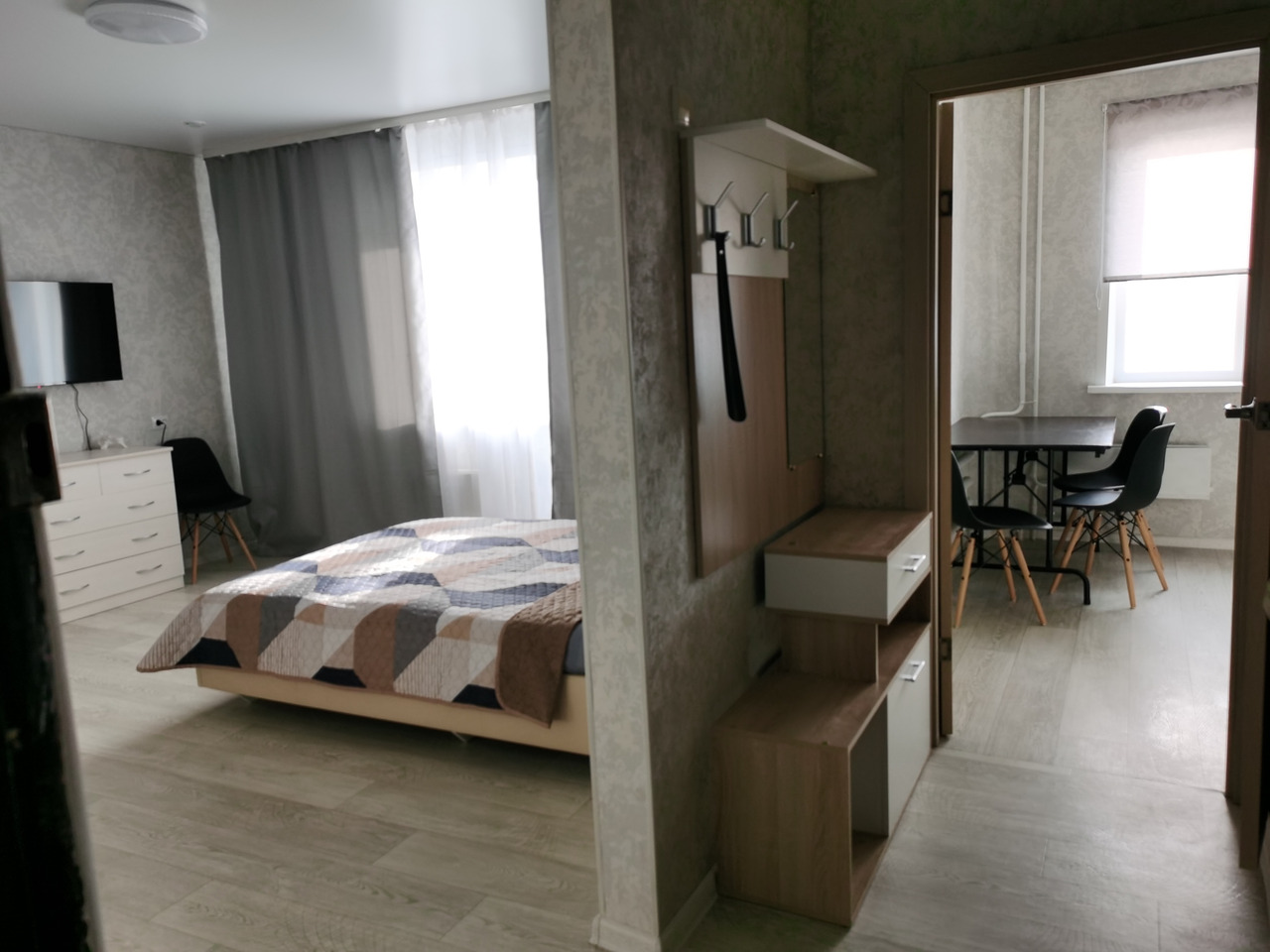 Сдается уютная однокомнатная квартира в центре города .