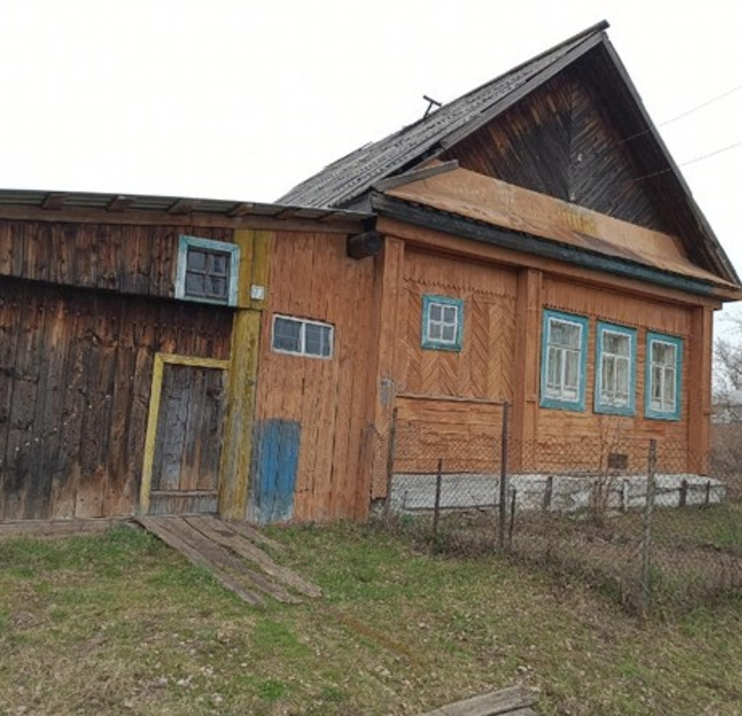 Продаётся хороший дом, с газовым отоплением,все вопросы по телефону