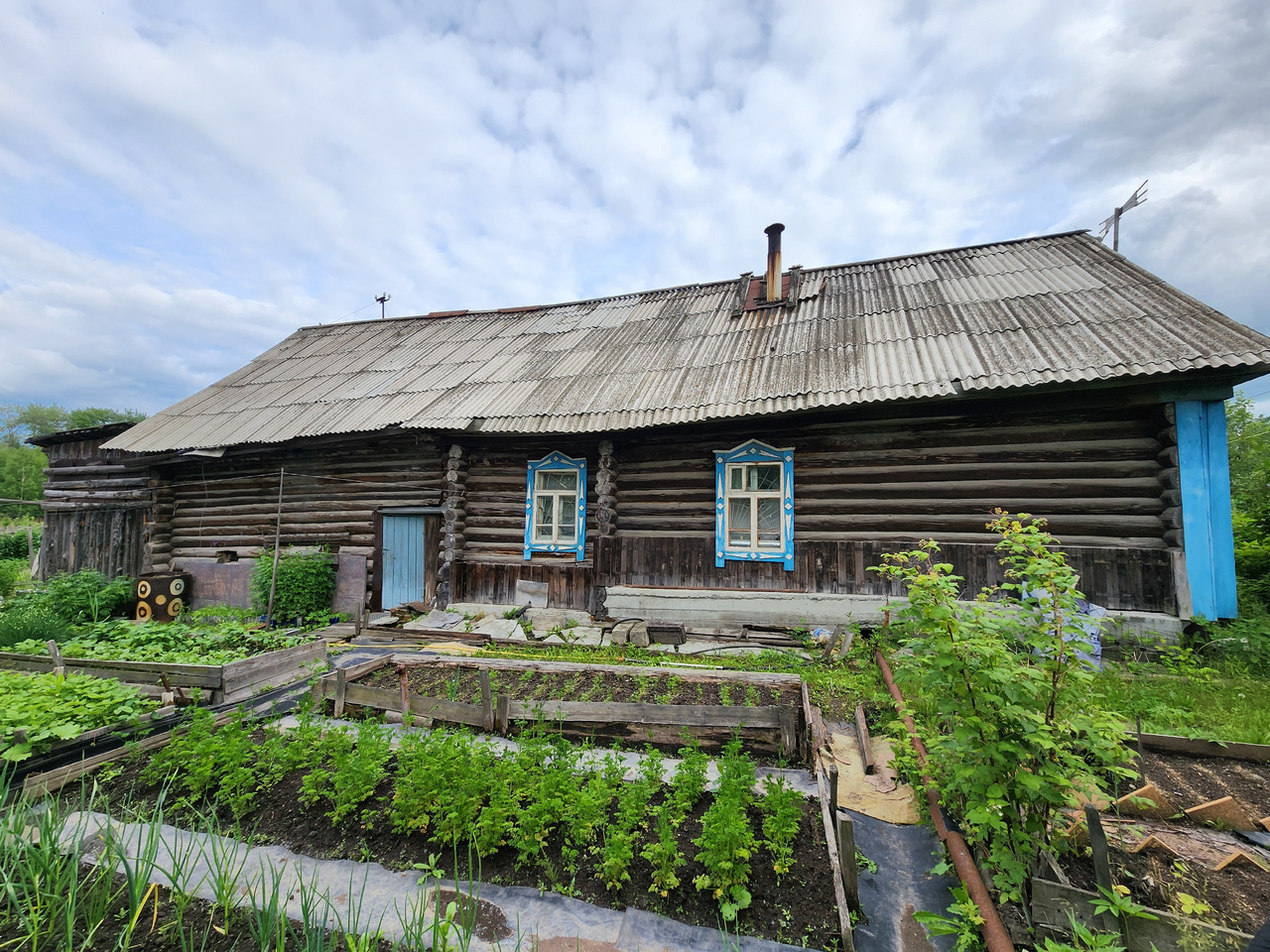 Продаётся дом и земельный участок, все в собственности