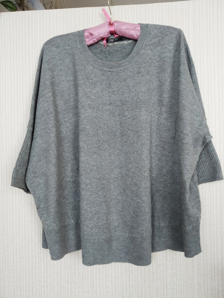 Джемпер.р. 48