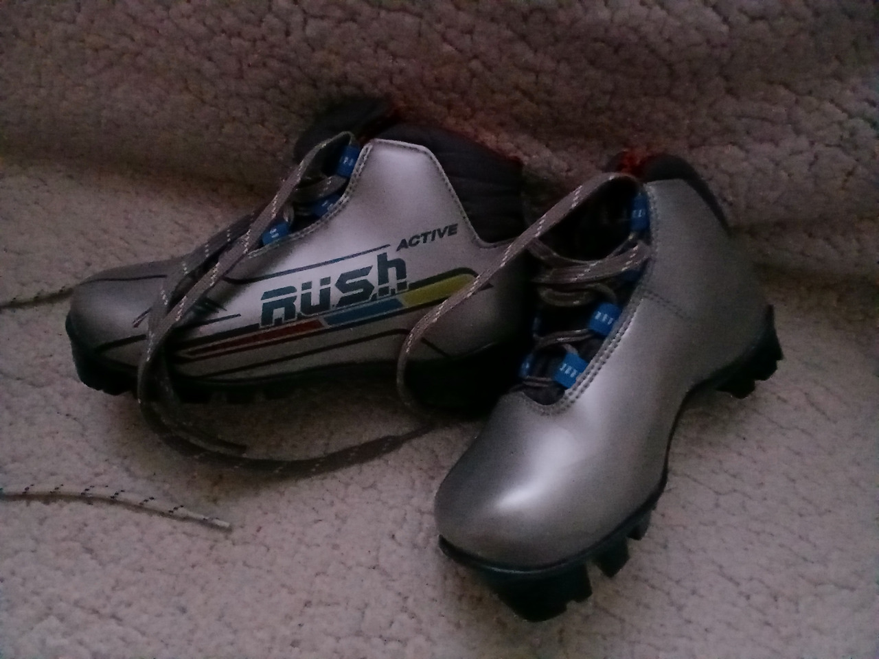 Продам лыжные ботинки - Фото 1