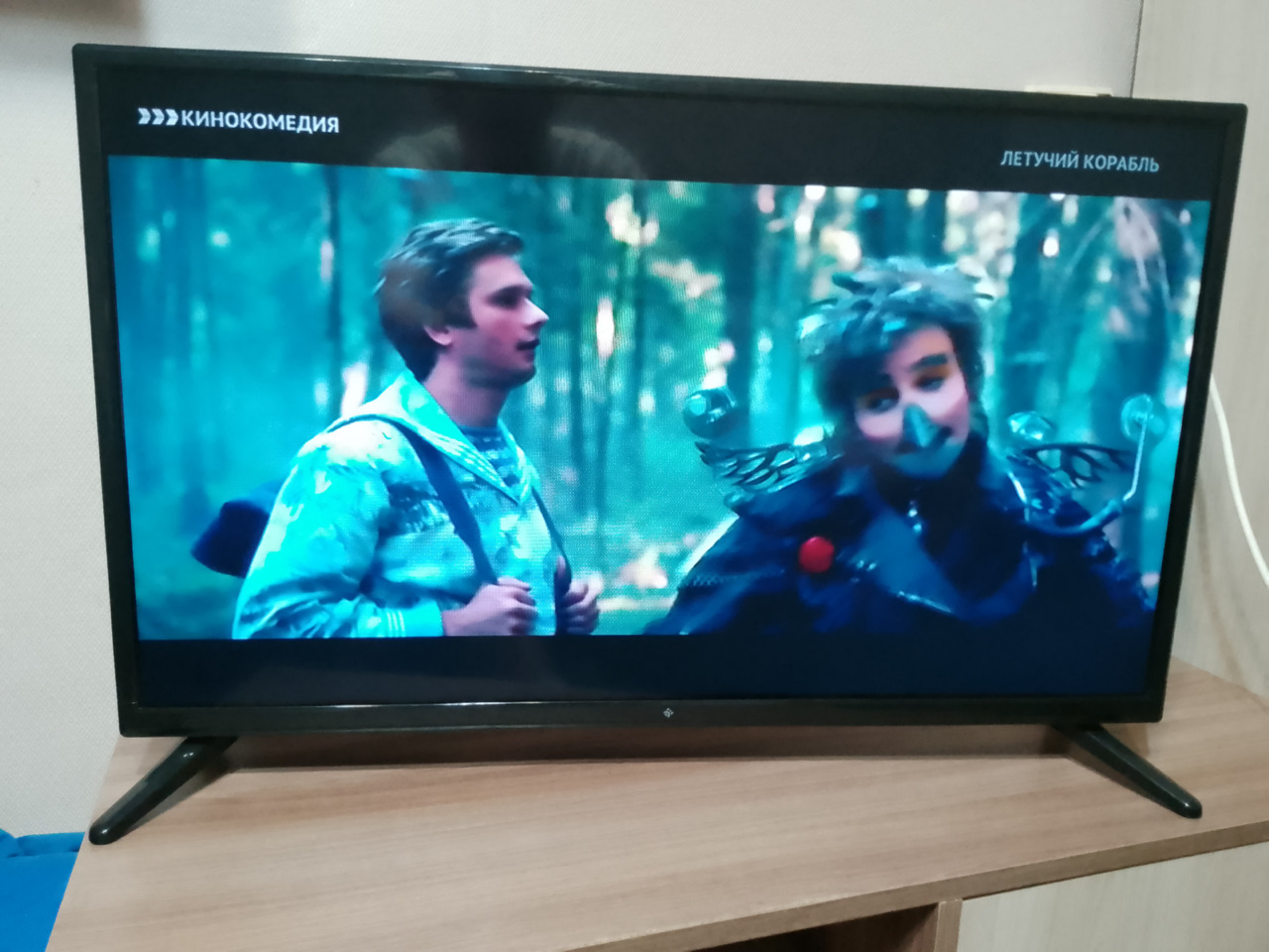 Телевизор 32 дюйма - Фото 1